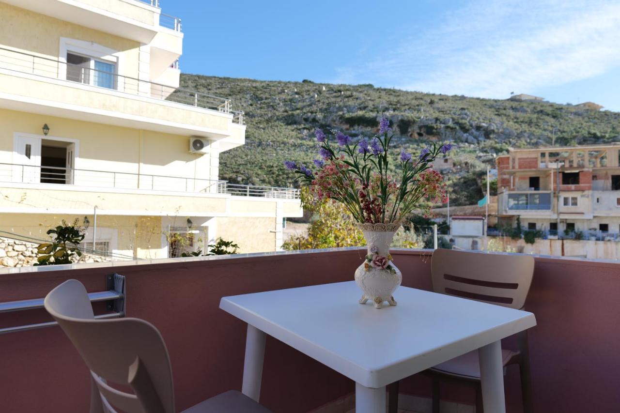 Pink Holiday Sarande Sarandë Exterior foto